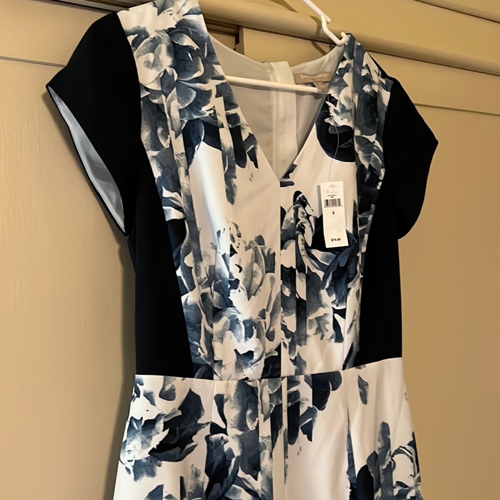 Banana Republic color block blue and white floral print dress